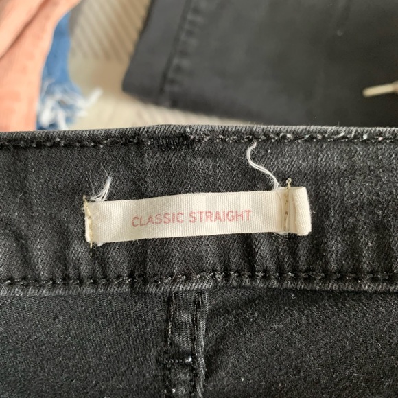 Levi’s Classic Straight Jeans - Picture 5 of 5